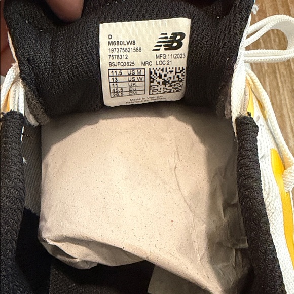 New Balance Fresh Foam 680 v8 Running Shoes – Men’s 11.5 – White/Black – NEW - Picture 3 of 8